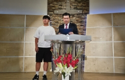 2025년 8월 3일 재론 형제 세례 증서 전달