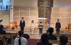 2025년 11월 23일 추수감사주일-유초등부 특송 모습