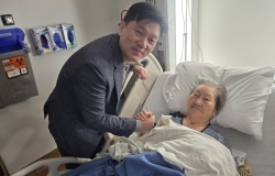 2025월 12일 11일 이복희 권사님 심방-권사님의 건강회복을 위해 기도해 주세요!