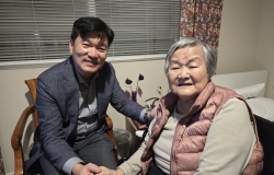 2025년 12월 23일  김원정 권사님 성탄 심방