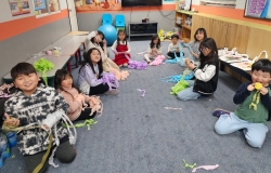 2025년 2월 7일 G.L.J Friday-Unwrapping 게임